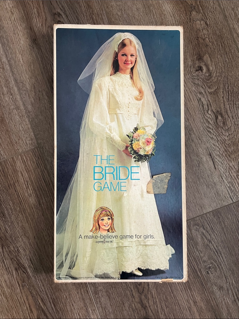 Vintage The Bride Game Party Board Game - White Bridal Theme